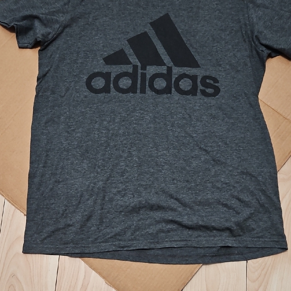 Adidas Gray and Black Short Sleeve Tee - Picture 5 of 7